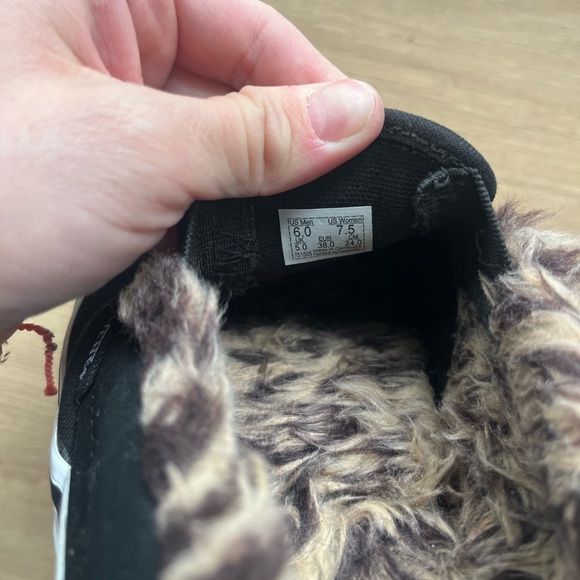 Platform vans - Picture 2 of 5